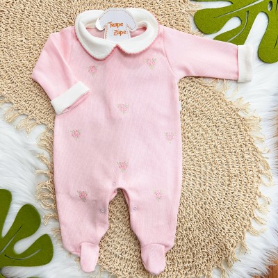 Macacão Tricotil (Tricot 100% Algodão) com Gola e Bordado - Rosa Três Flores